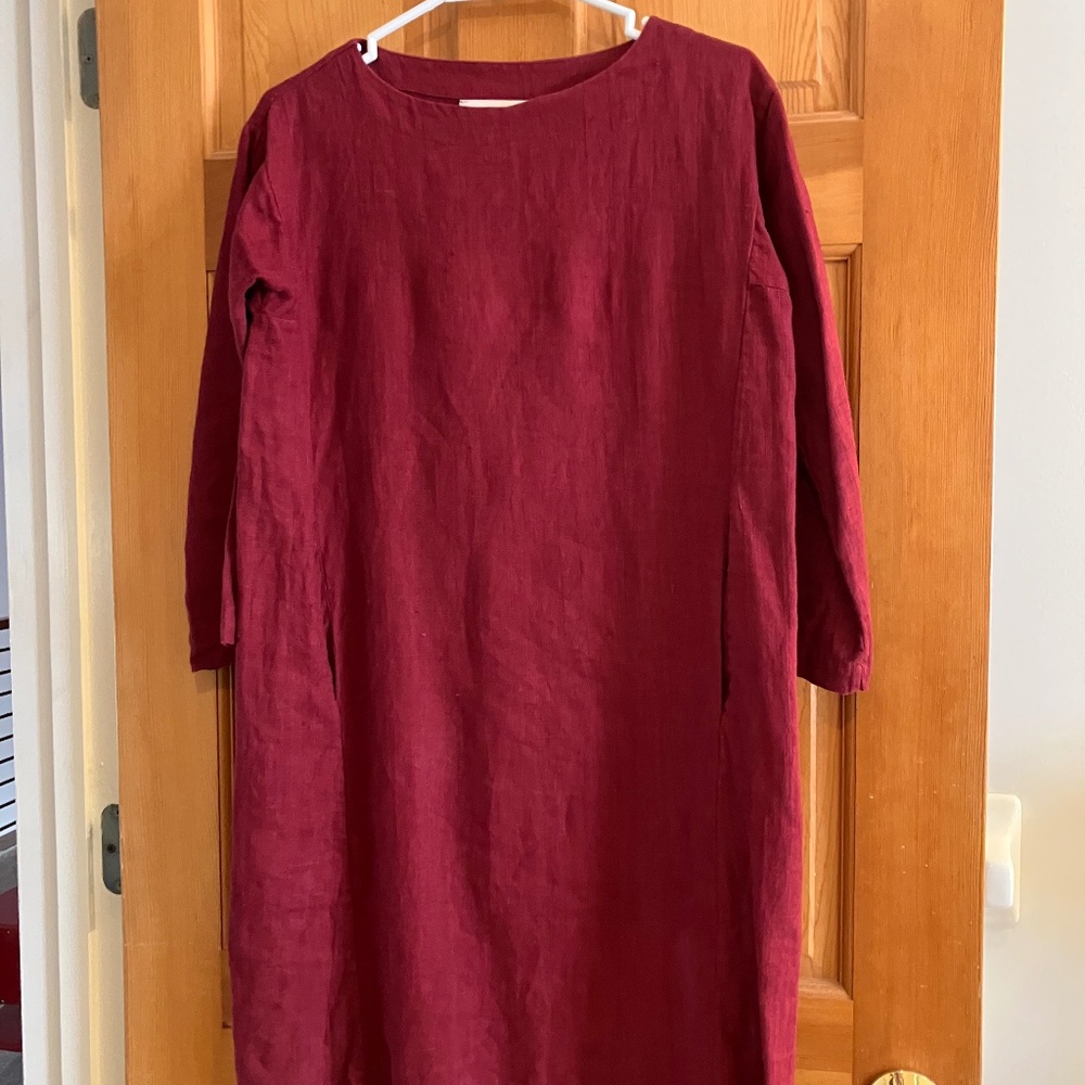 Sugar Candy Mountain Nico Linen dress XS in Burgundy